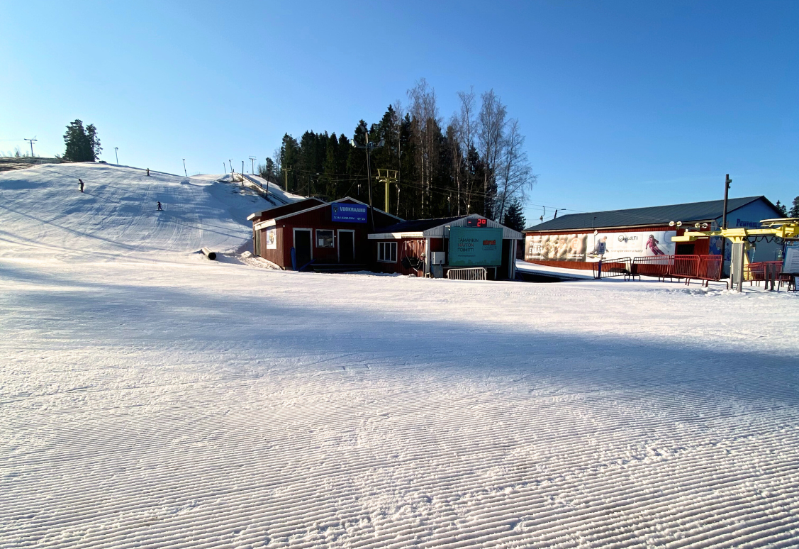 Peuramaa Ski diginäyttö