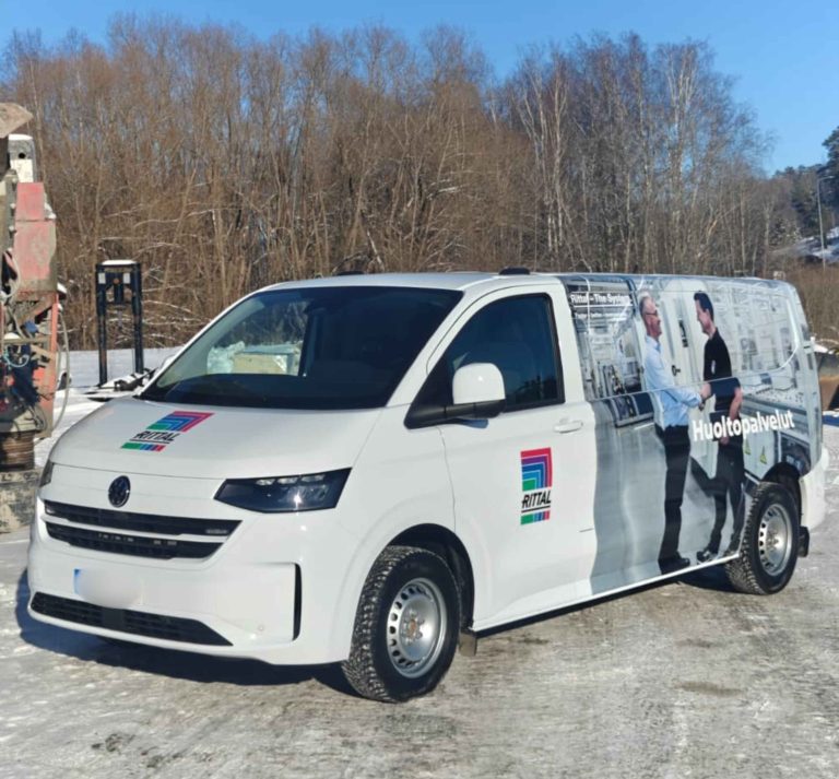 Rittal pakettiautoteippaus